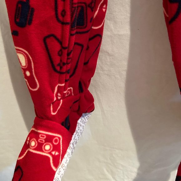 Carter's Boys Size 4 one-piece red gaming fleece footy pajamas NWT - Picture 2 of 4